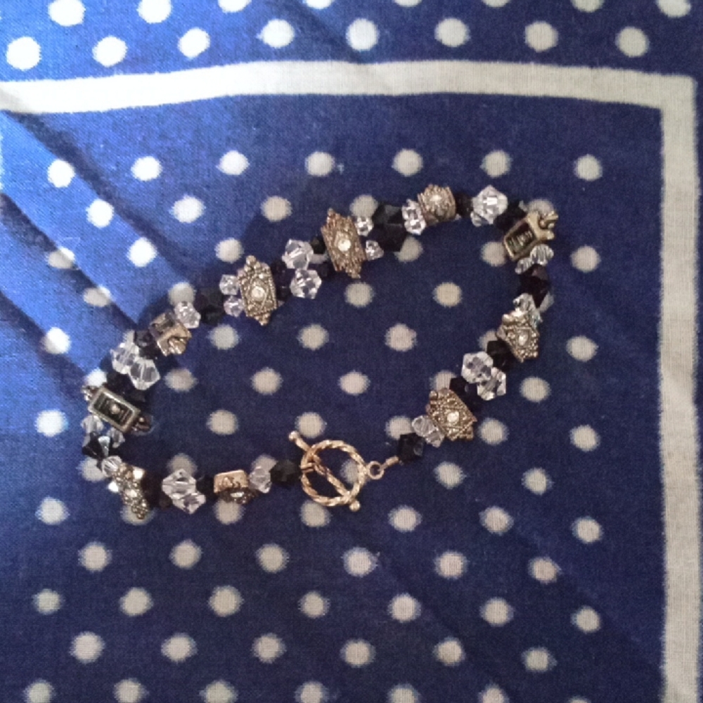 Elegant Black and Silver Beaded Bracelet